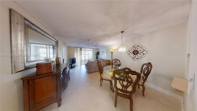 2800 W Sunrise Lakes Drive 101, sold in Sunrise Lakes 5 Condo, Sunrise, FL