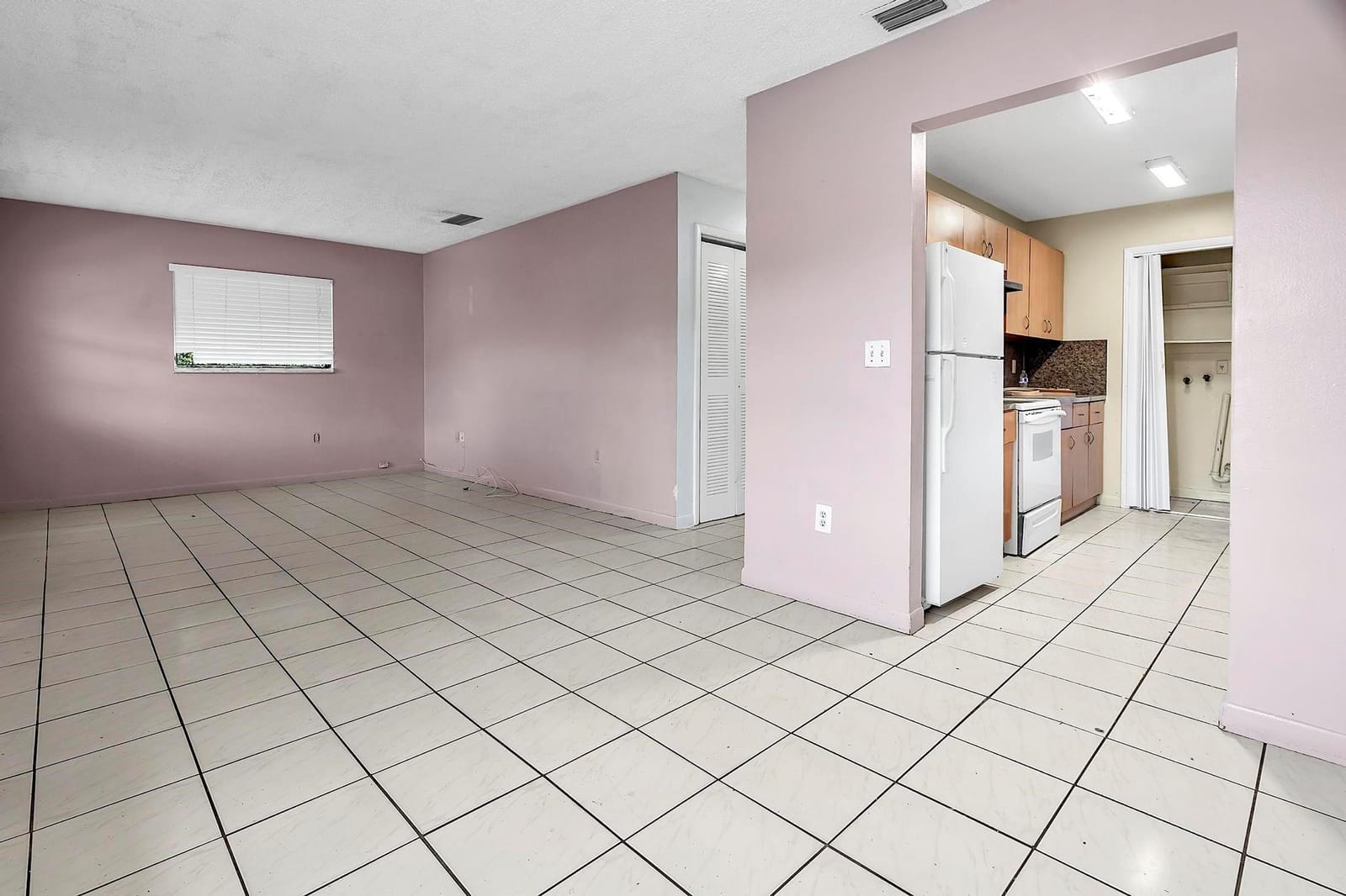 2826-2828 SW 32nd Court — photo 9