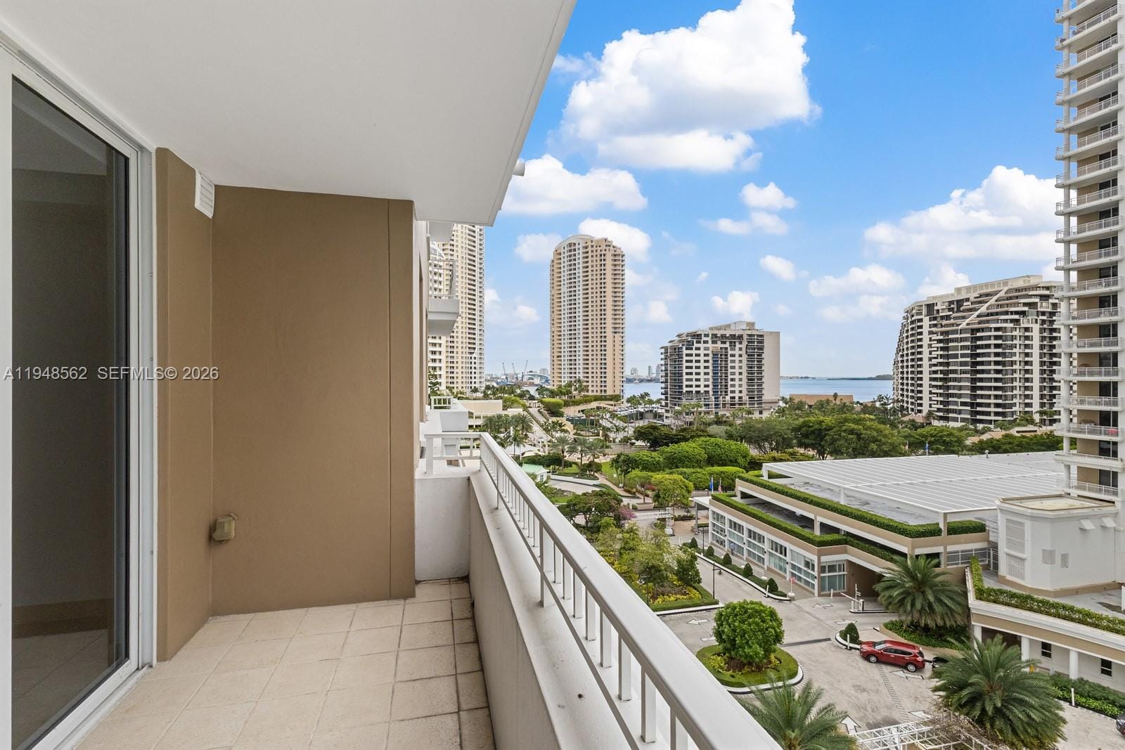 801 Brickell Key Boulevard 1005, Miami, FL 33131 photo 2