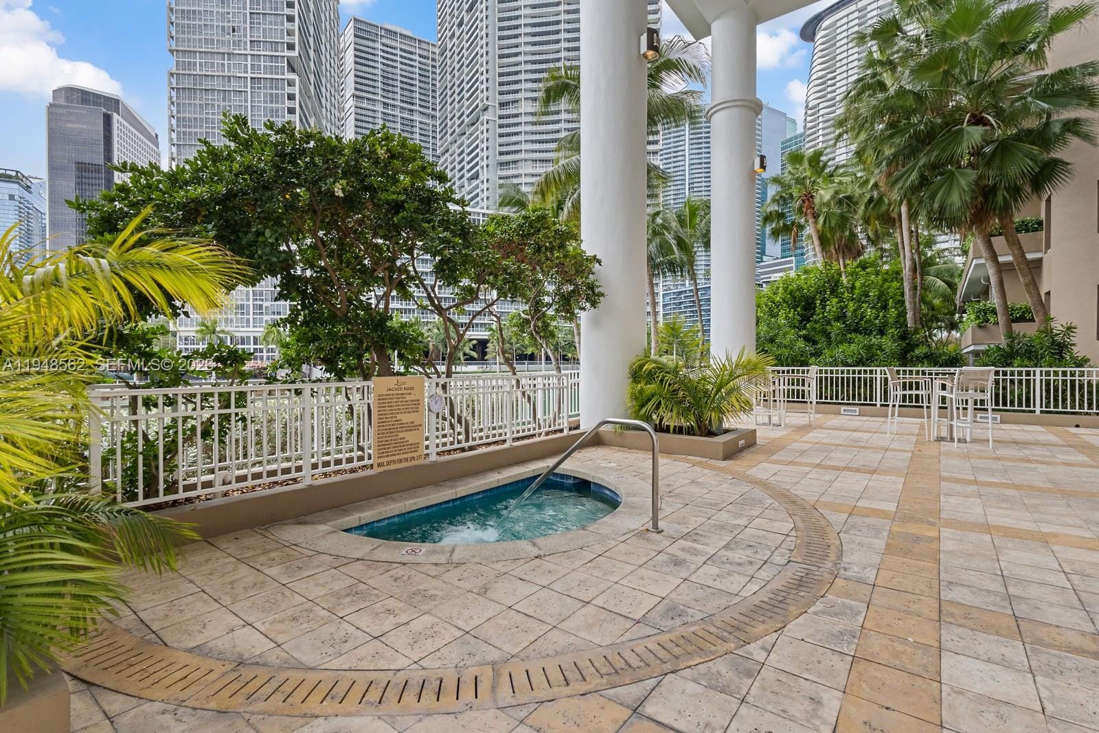 801 Brickell Key Boulevard 1005, Miami, FL 33131 photo 14