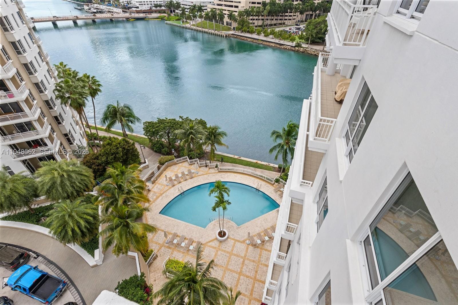 801 Brickell Key Boulevard 1005, Miami, FL 33131 photo 3