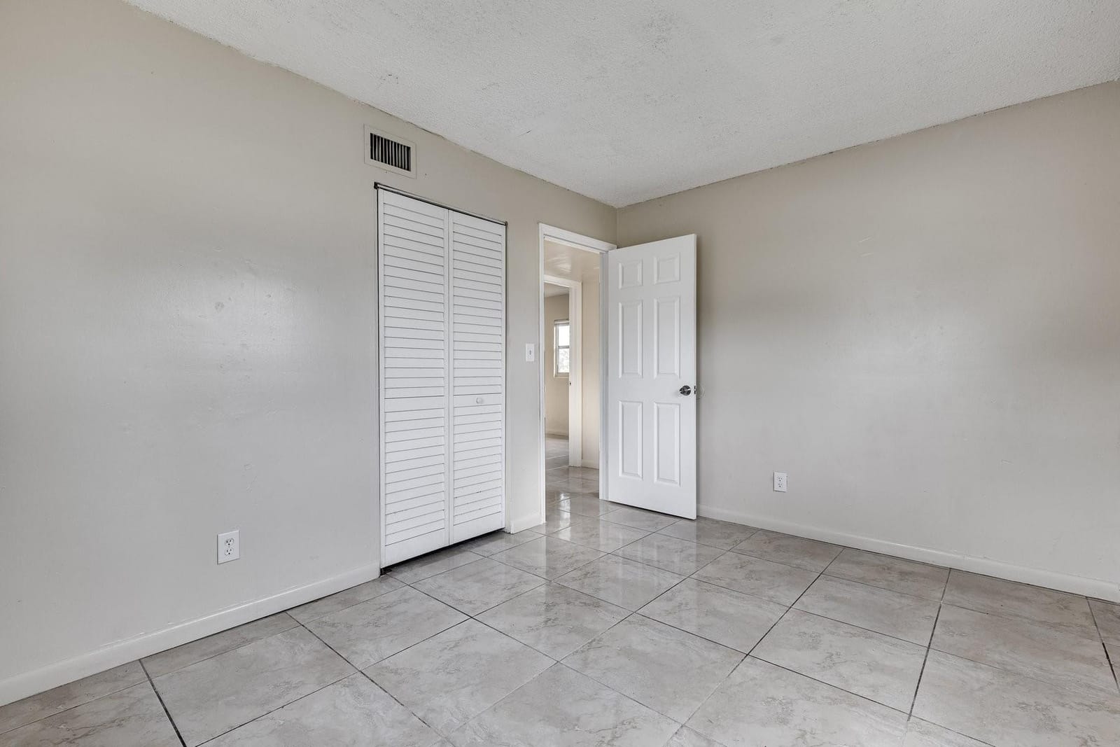 1745 NW 29th Lane, Fort Lauderdale, FL 33311 photo 14