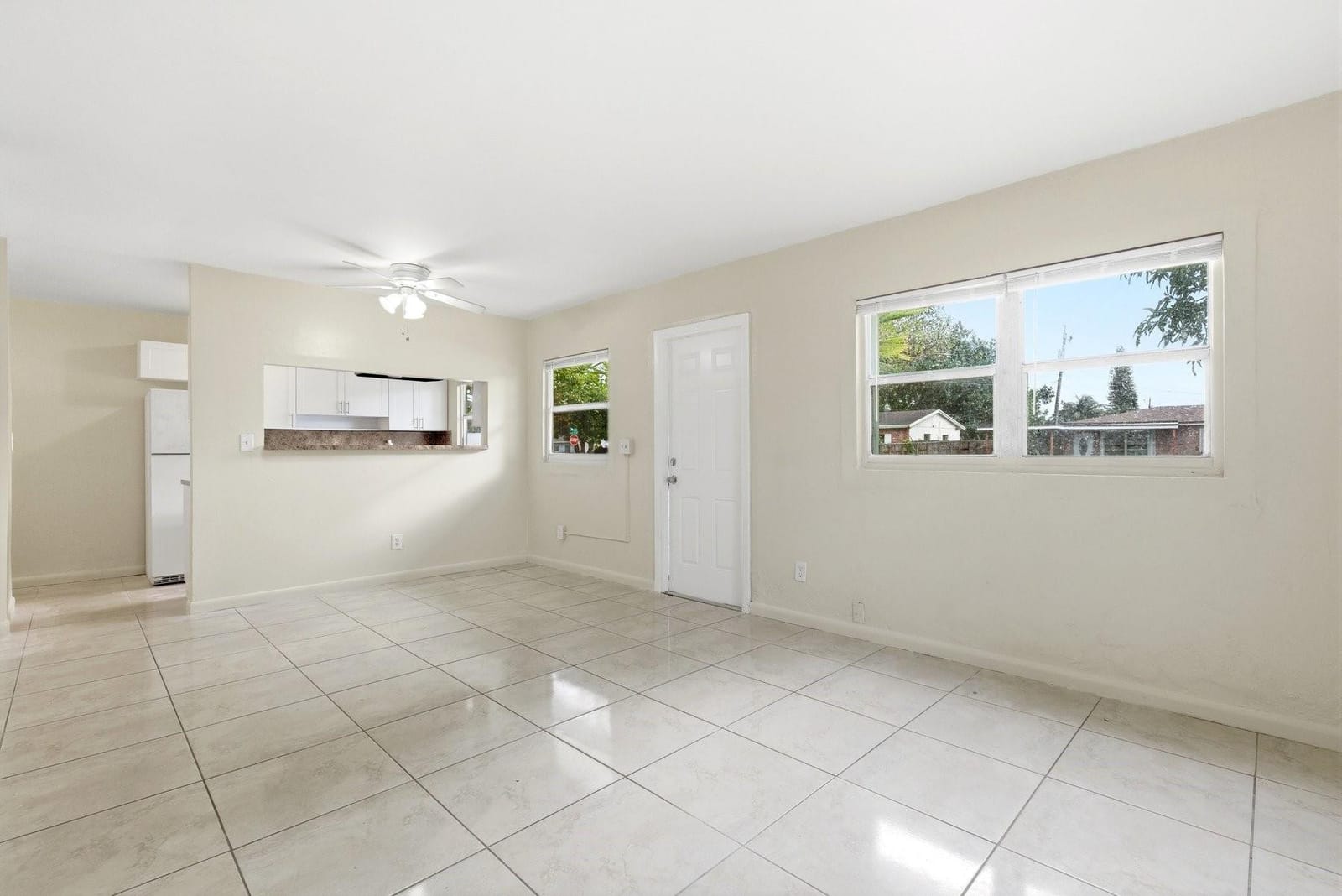 1745 NW 29th Lane — photo 4