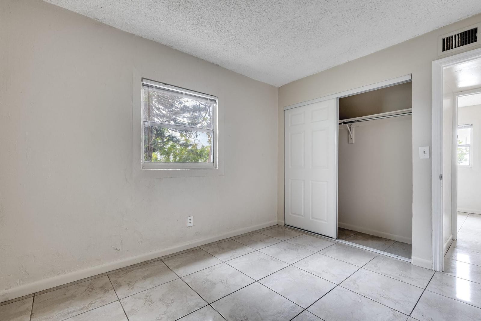 1745 NW 29th Lane — photo 9