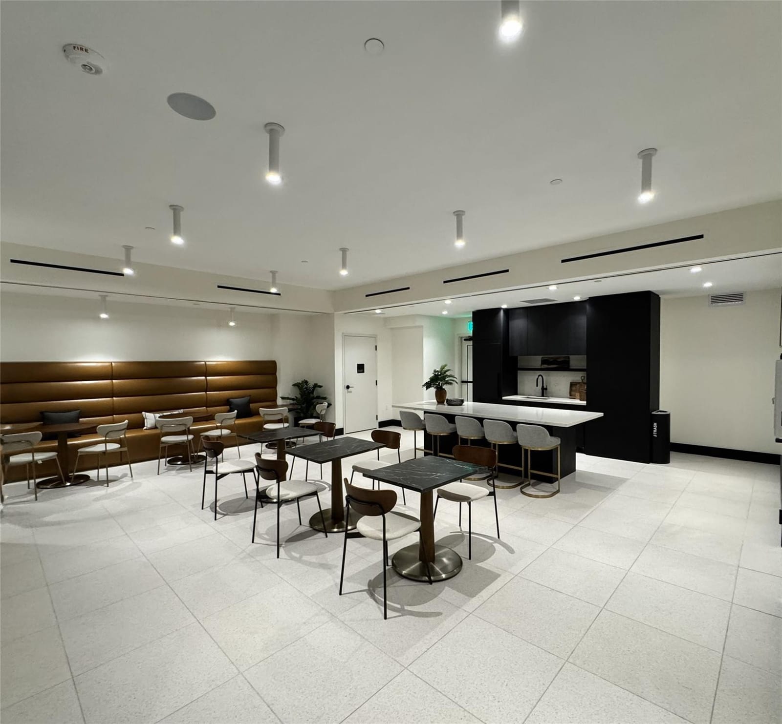 225 N Miami Avenue 2507, Miami, FL 33128 photo 18