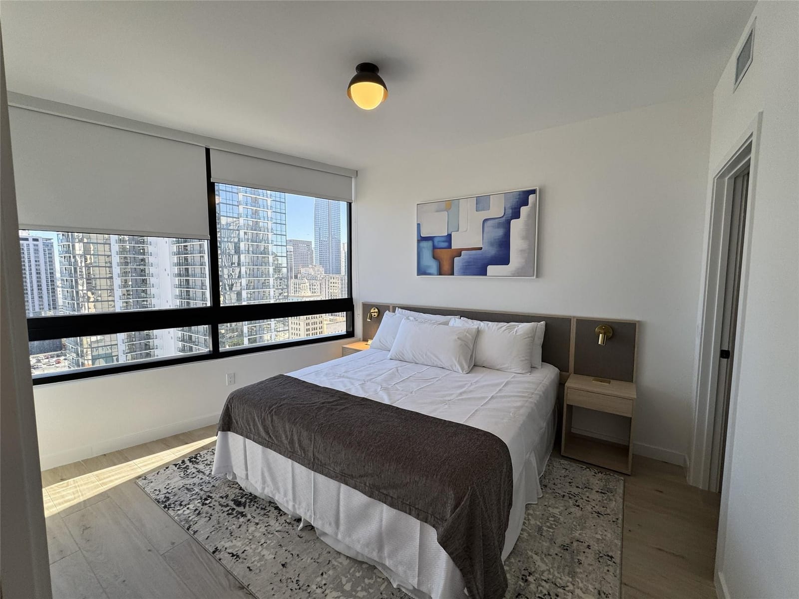 225 N Miami Avenue 2507 — photo 5