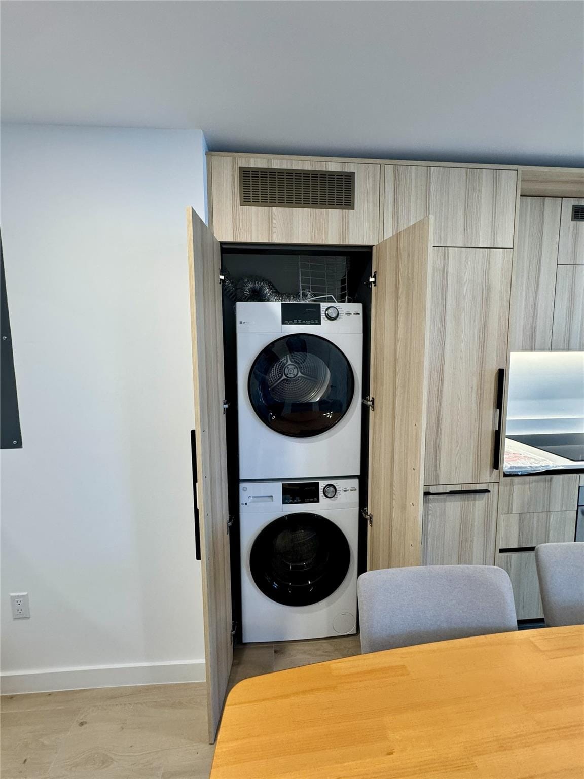 225 N Miami Avenue 2507 — photo 7
