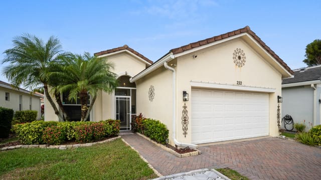 222 SW Manatee Springs Way, Port St. Lucie, FL 34986