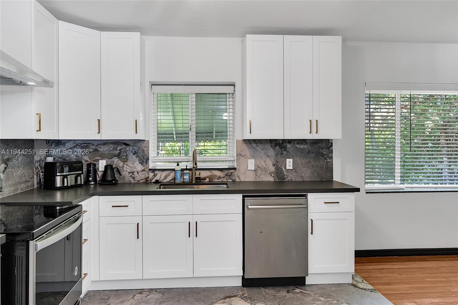 660 NE 121st Street — photo 12
