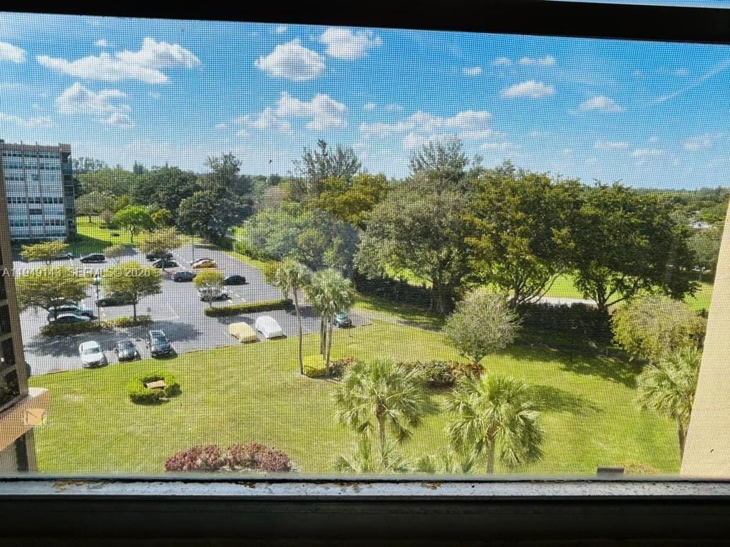 1000 Saint Charles Place 721 — photo 6