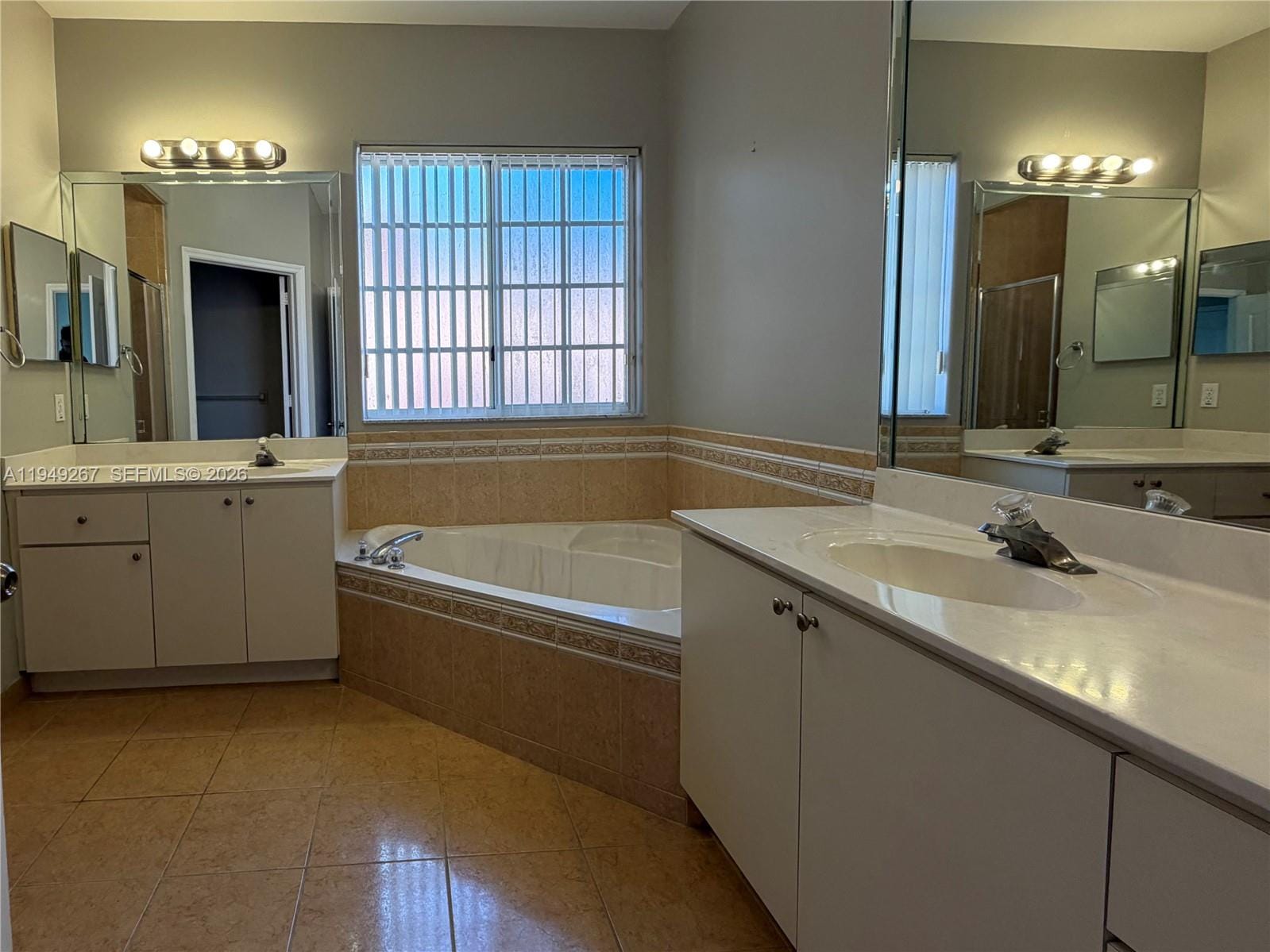 15364 SW 32nd Terrace, Miami, FL 33185 photo 25