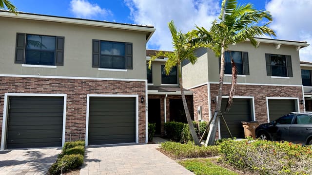 166 SE 5th Court, sold in Village Park At Deerfield Beach, Deerfield Beach, FL