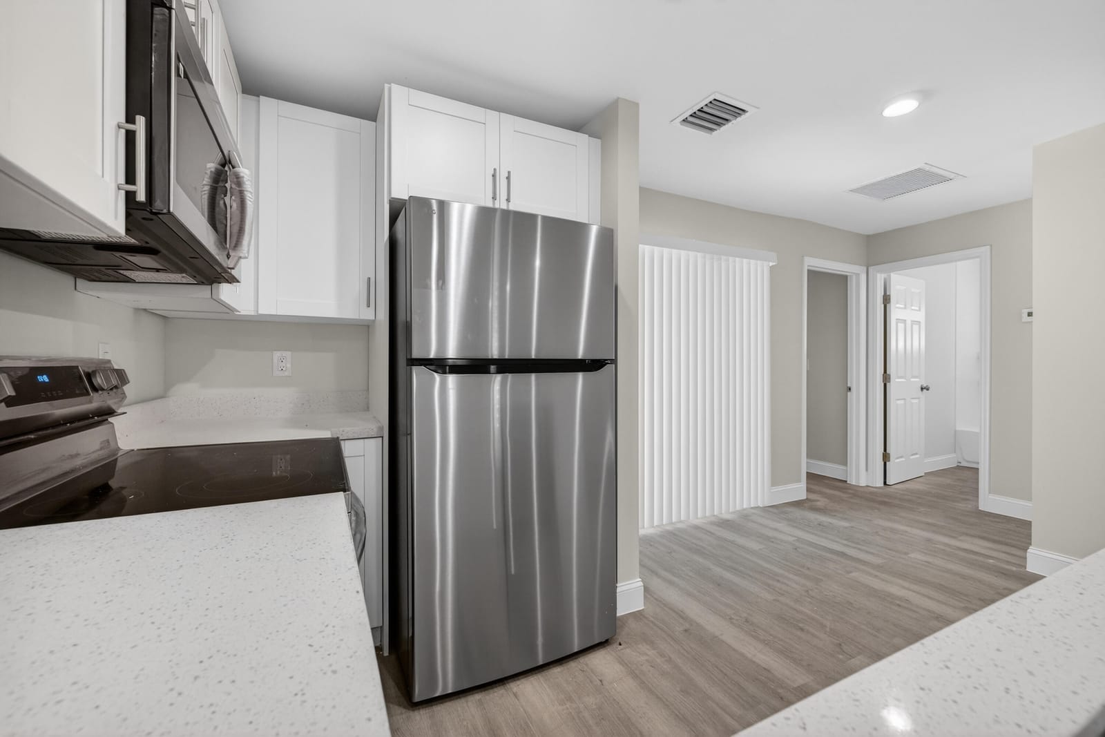 706 Dundas Court — photo 11