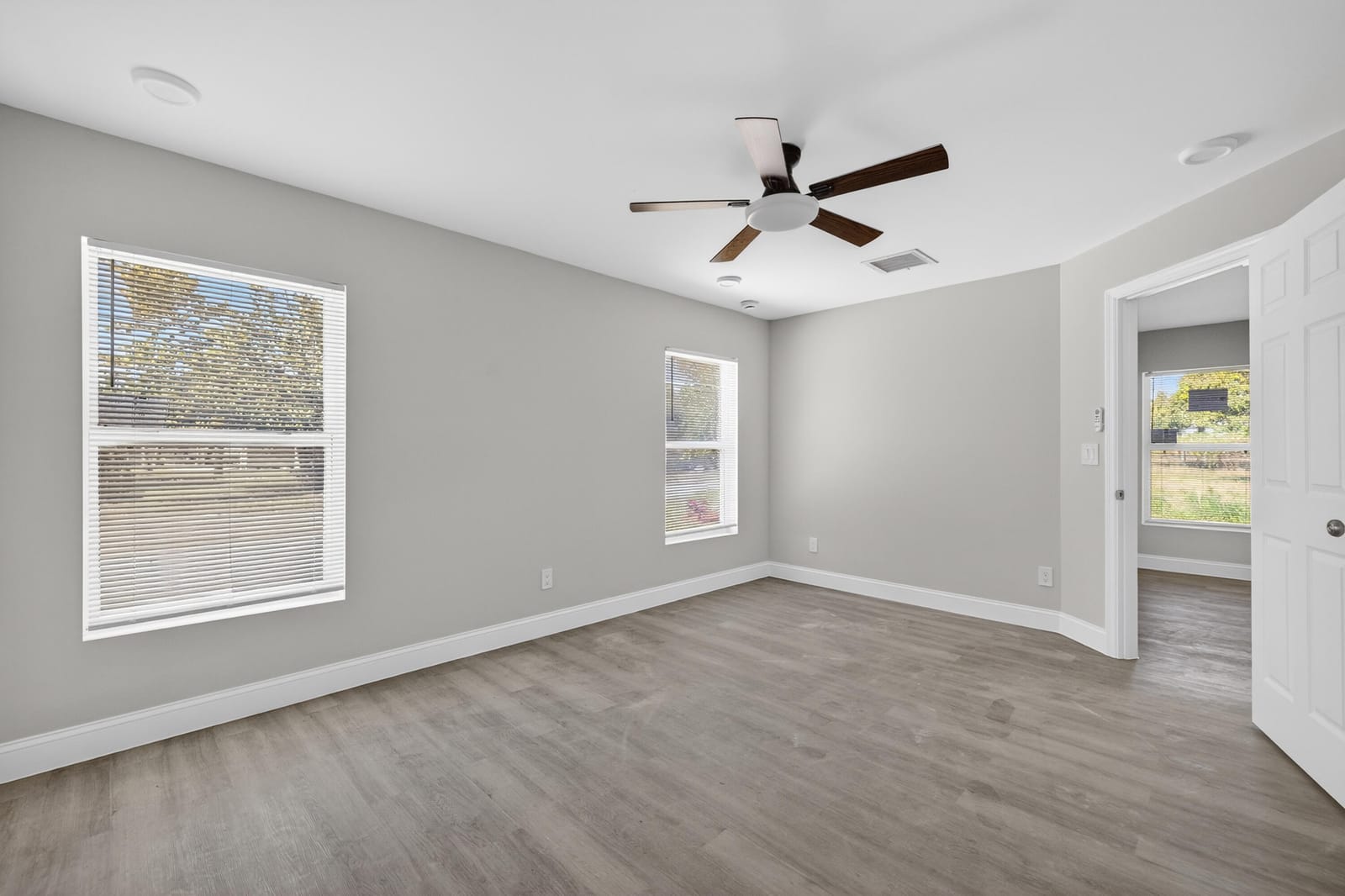 706 Dundas Court, Fort Pierce, FL 34950 photo 20