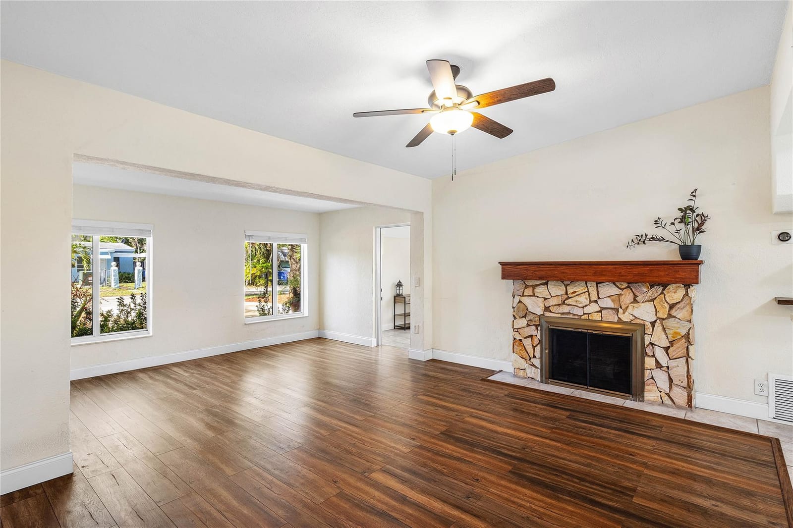 1300 SW 19th Avenue, Fort Lauderdale, FL 33312 photo 5