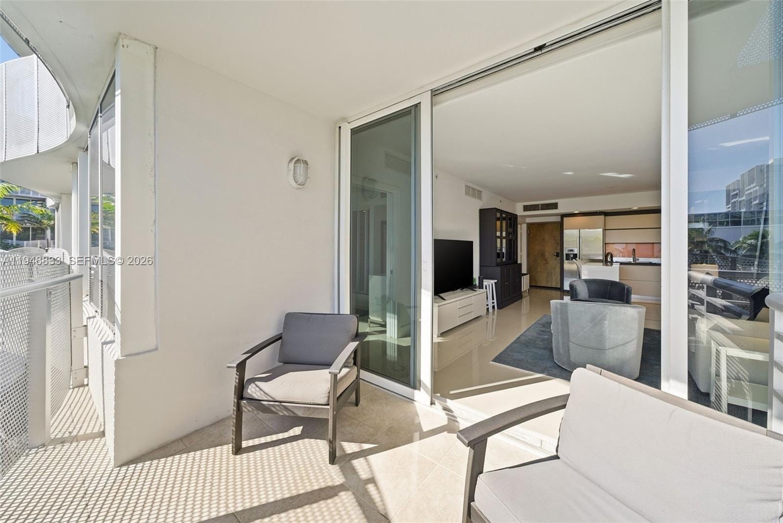 2155 Washington Court 303 — photo 7