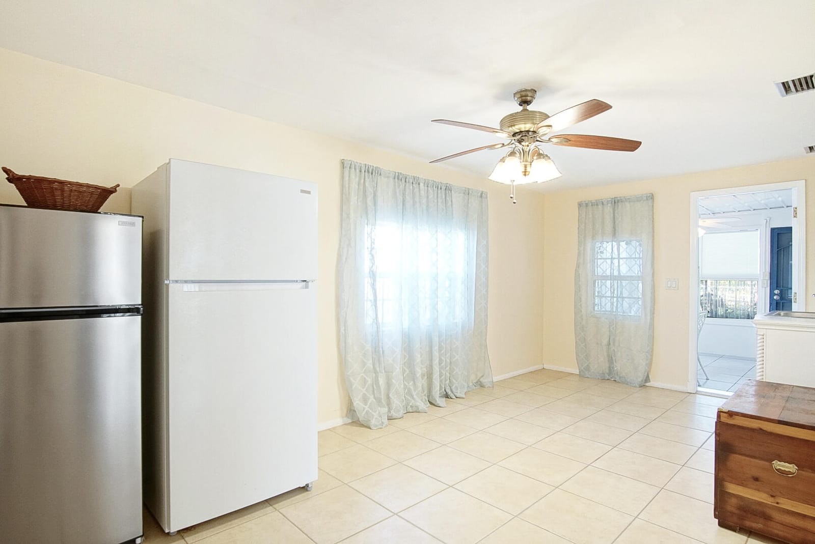 205 NE Ardsley Drive, Port St. Lucie, FL 34983 photo 13