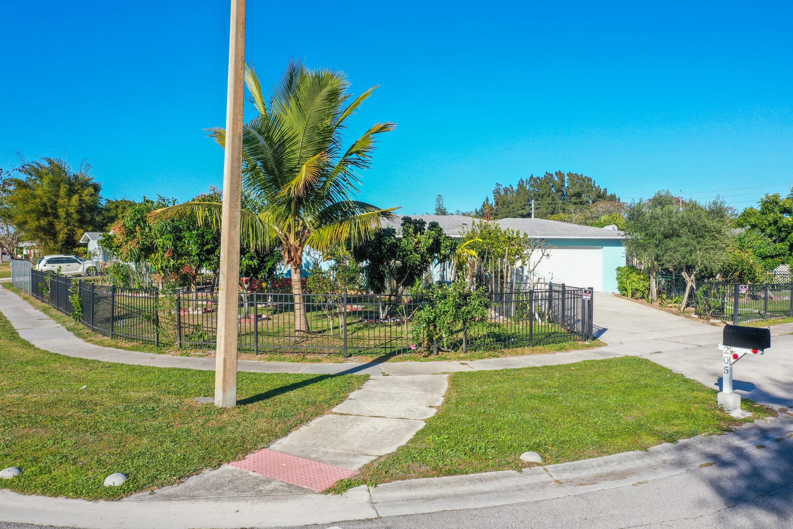 205 NE Ardsley Drive, Port St. Lucie, FL 34983 photo 22