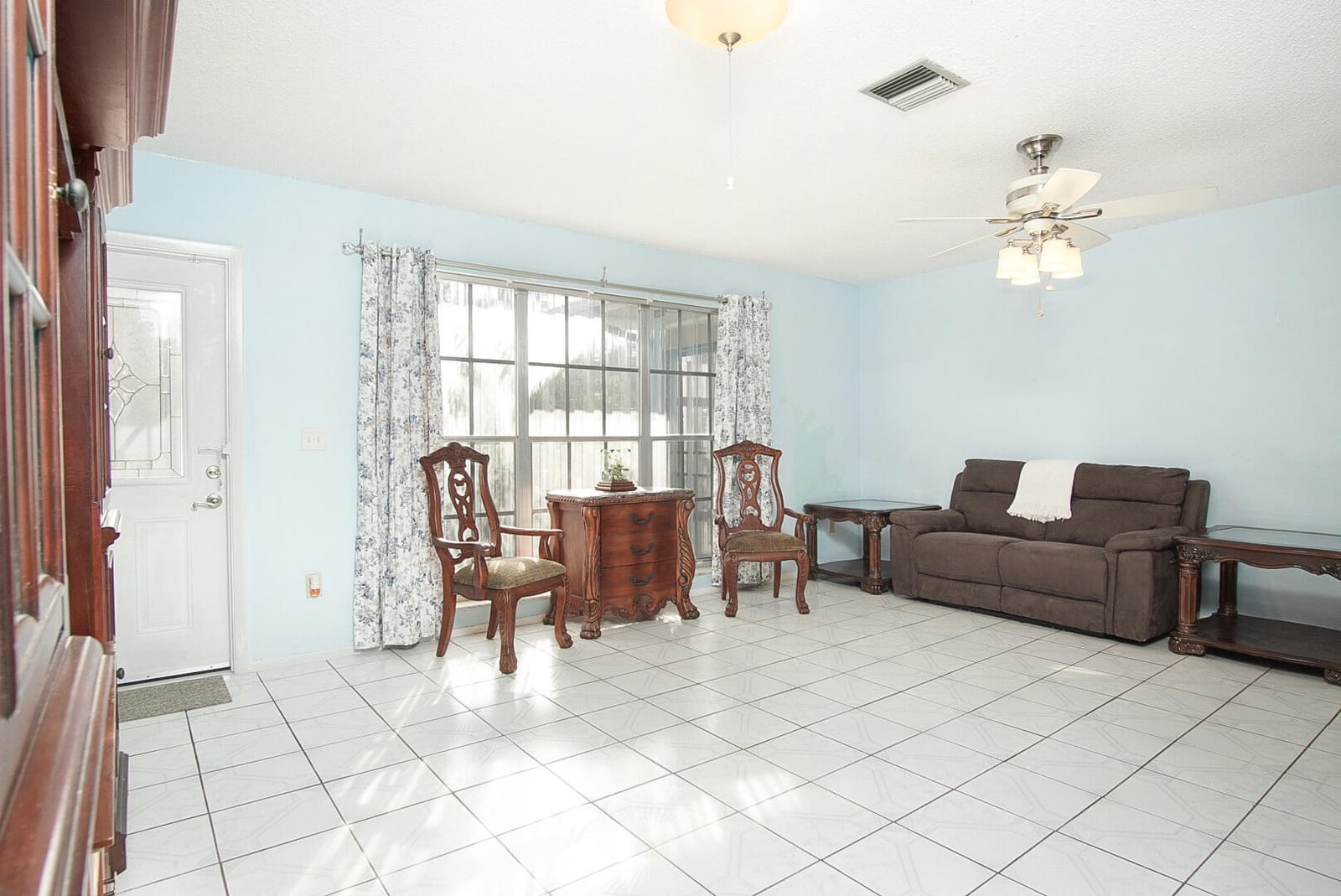 205 NE Ardsley Drive, Port St. Lucie, FL 34983 photo 7