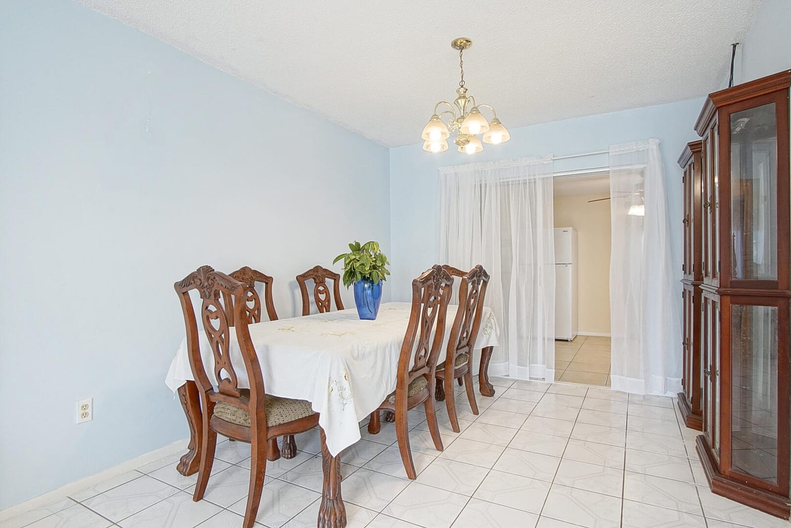 205 NE Ardsley Drive, Port St. Lucie, FL 34983 photo 8