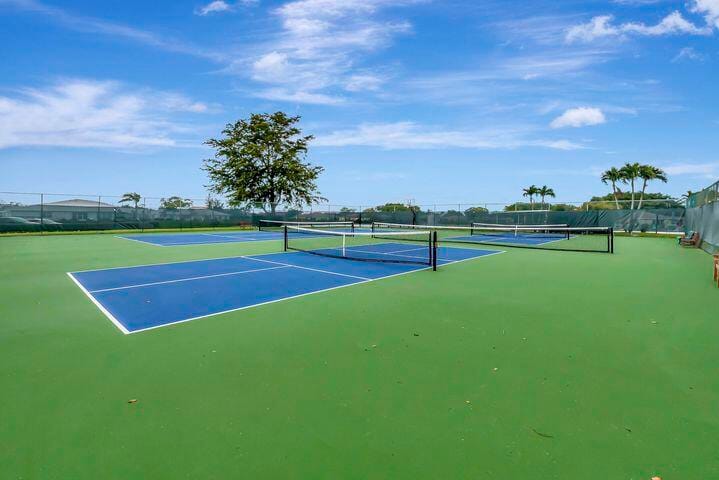 5073 Lakefront Boulevard D, Delray Beach, FL 33484 photo 23