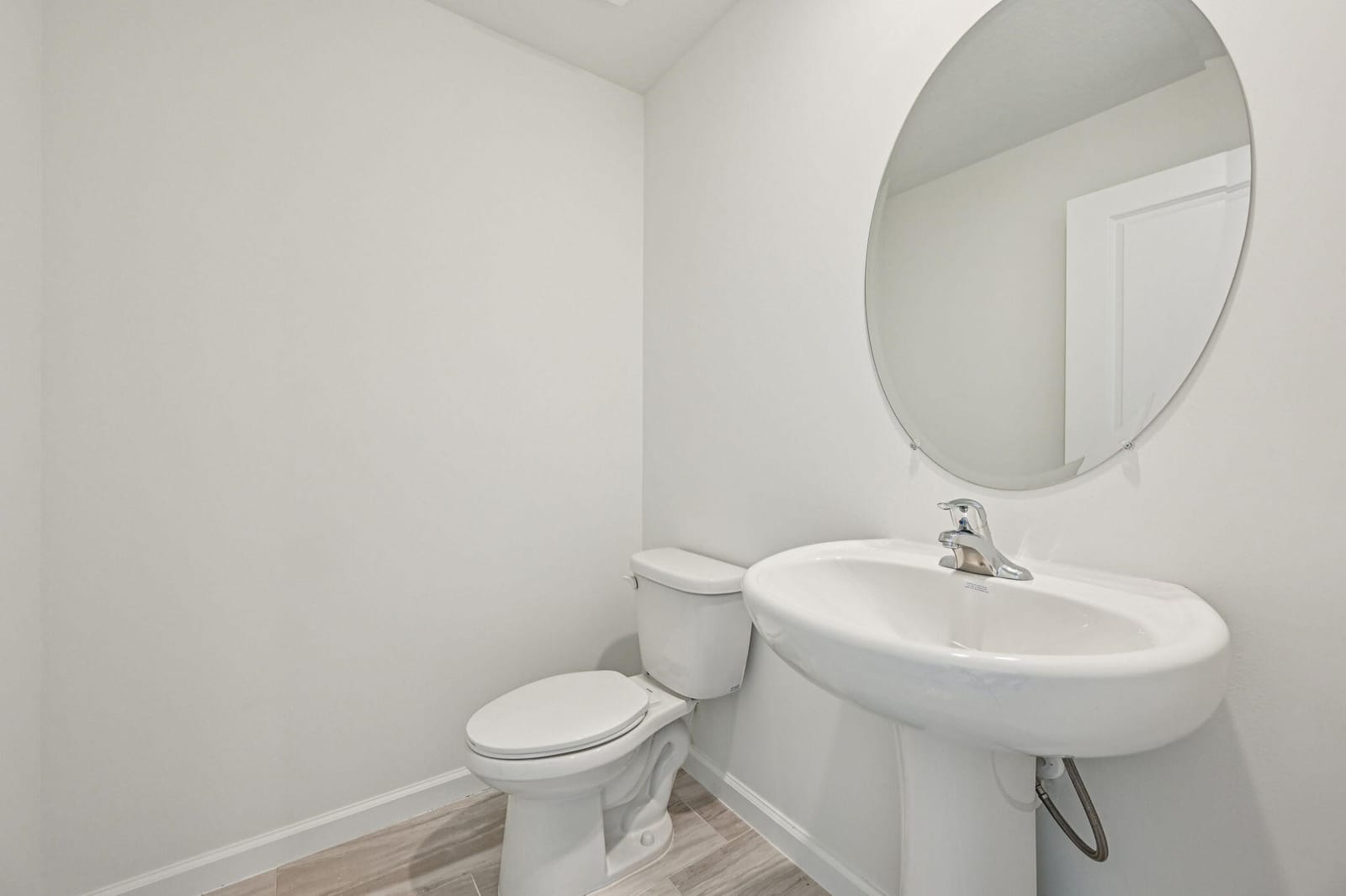 587 Salisbury Circle, Fort Pierce, FL 34982 photo 13