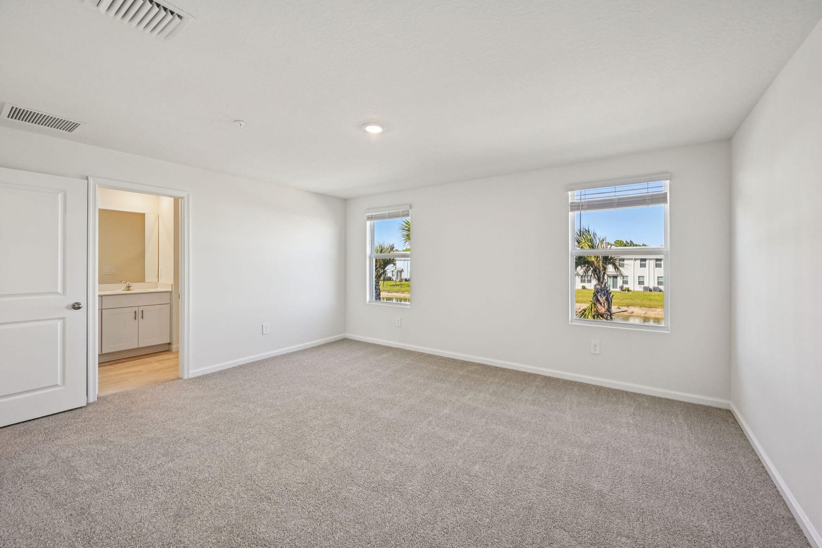 587 Salisbury Circle, Fort Pierce, FL 34982 photo 17