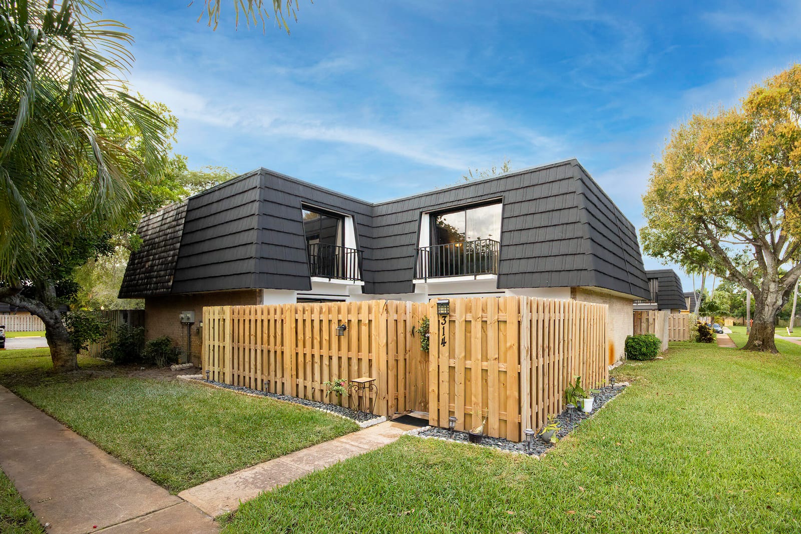 314 Woodland Road, Palm Springs, FL 33461