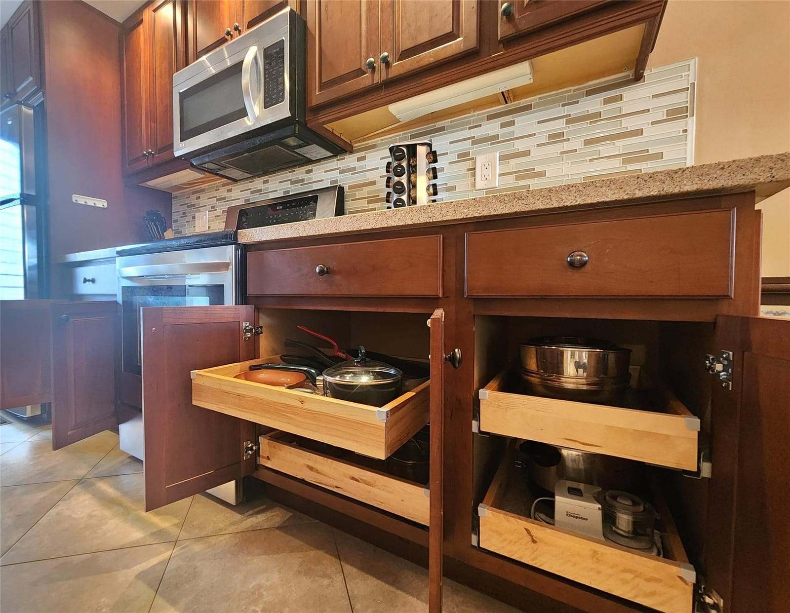 105 NE 19th Avenue 250 — photo 9