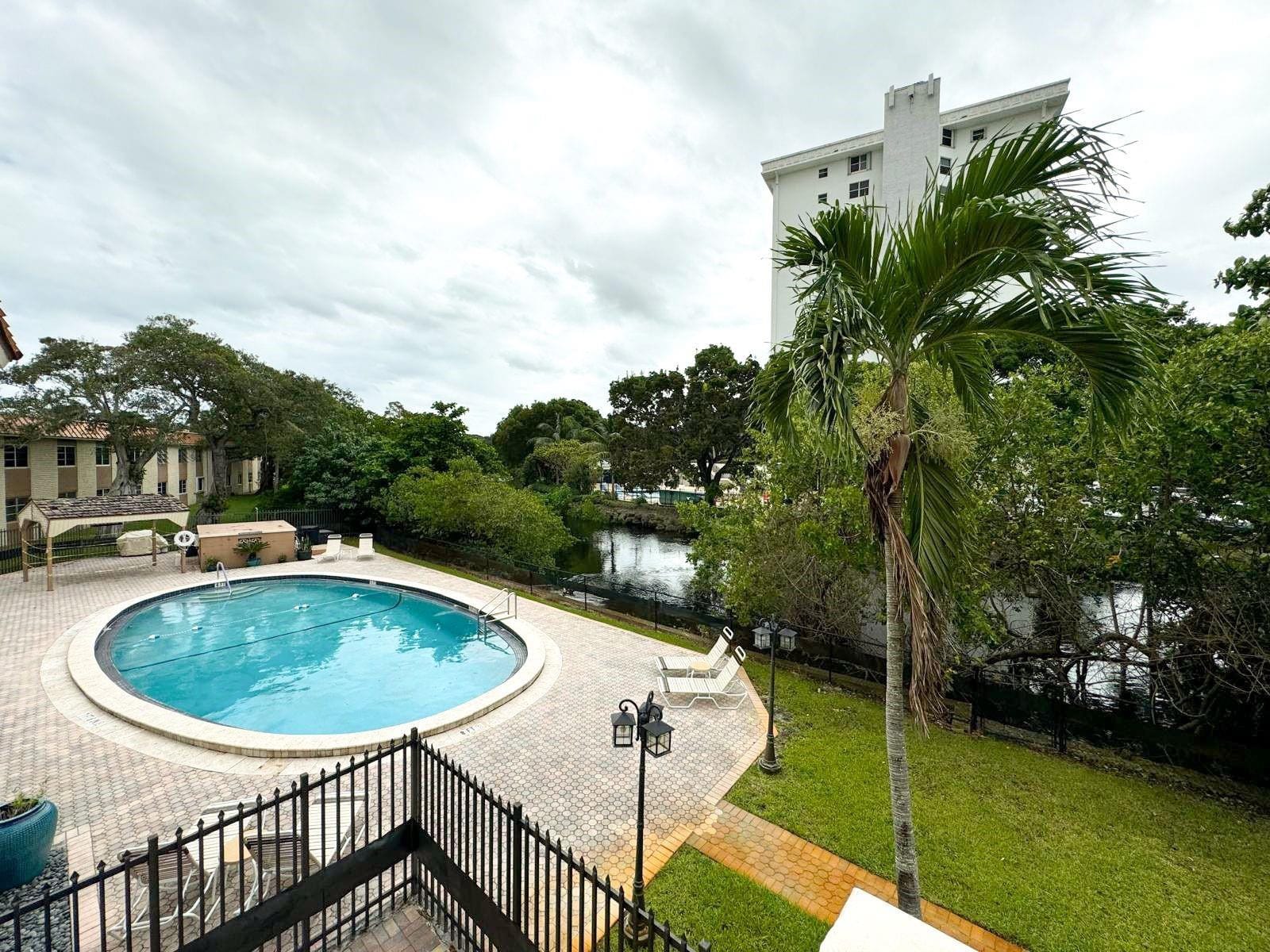 12 NE 19th Court 204A, Wilton Manors, FL 33305 photo 18