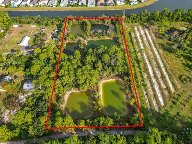 15595 43rd Road N, Loxahatchee Groves, FL 33470