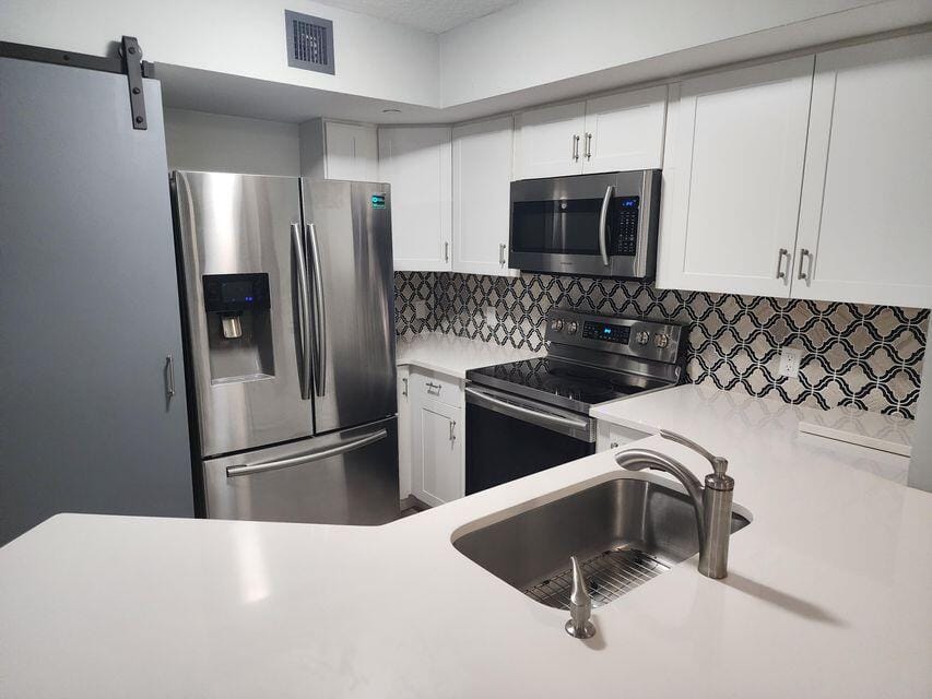 4211 San Marino Boulevard 105, West Palm Beach, FL 33409