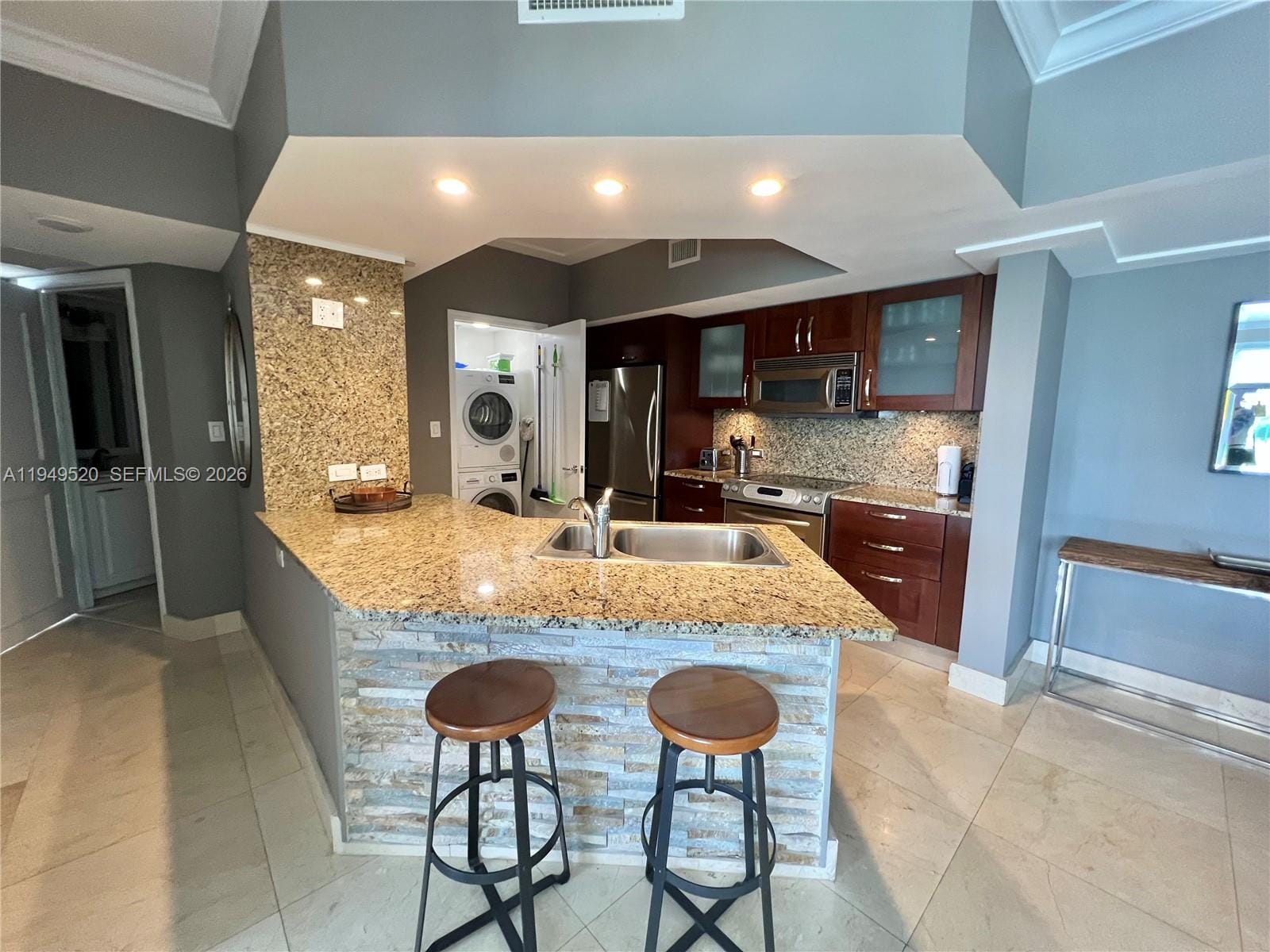 20000 E Country Club Drive 806, Aventura, FL 33180 photo 9