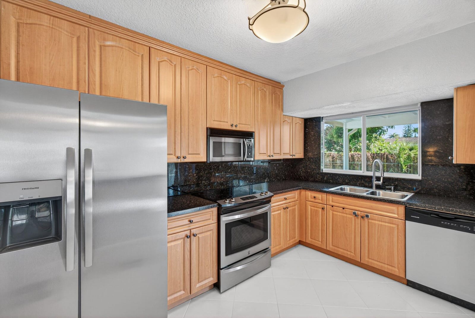 1200 SW 12th Terrace — photo 12