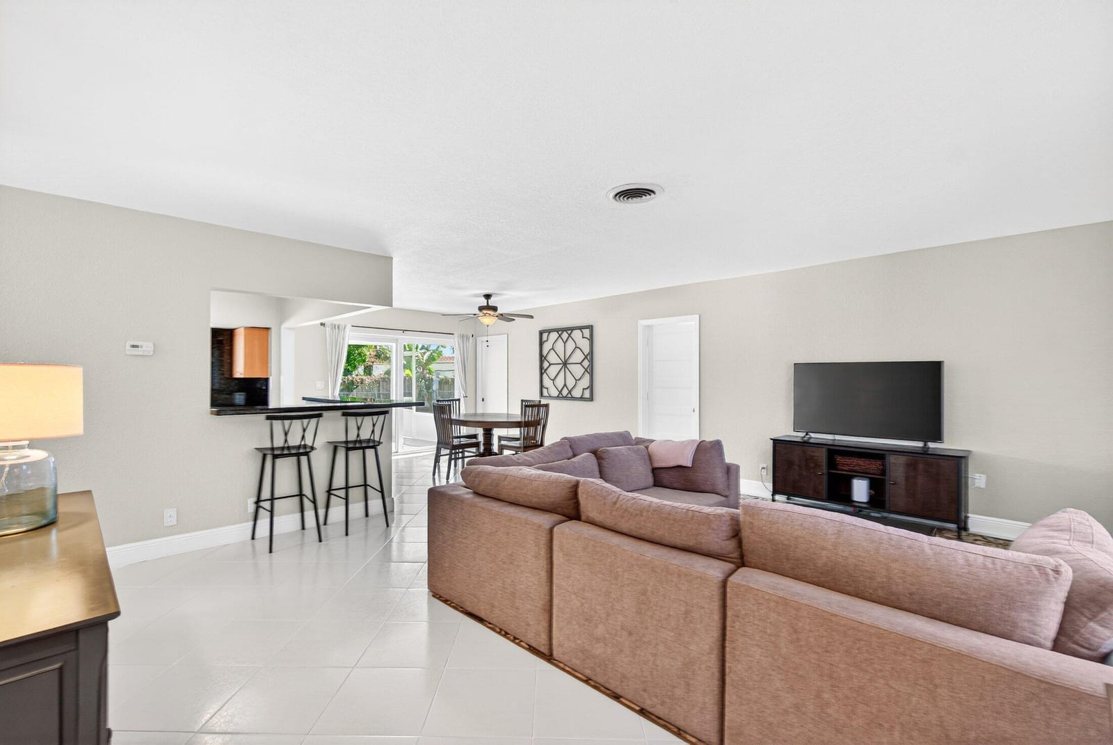 1200 SW 12th Terrace — photo 4