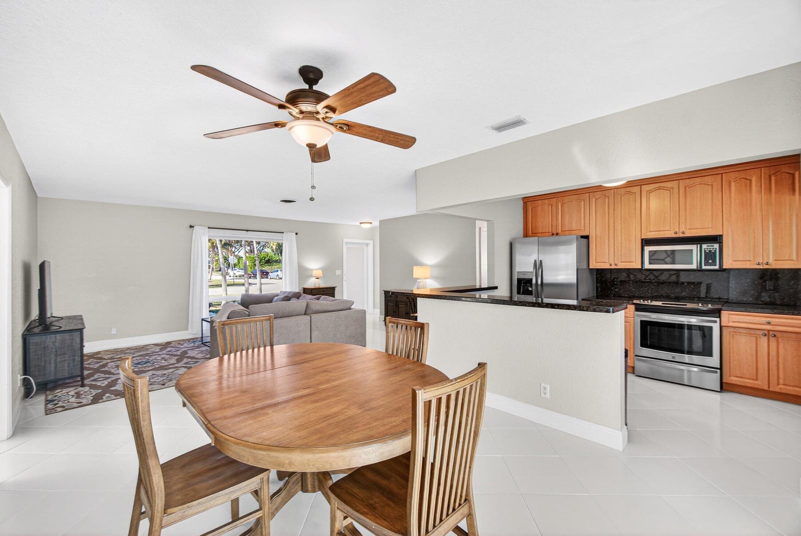 1200 SW 12th Terrace — photo 9