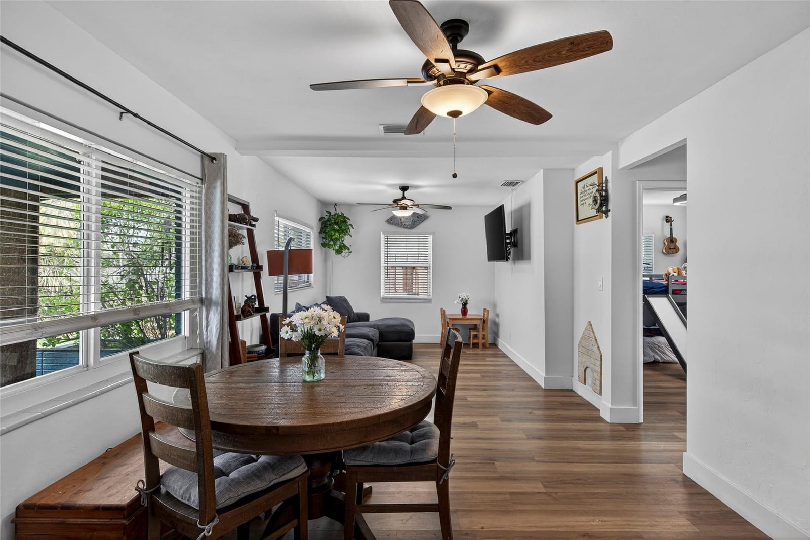 270 NE 42nd Court — photo 12