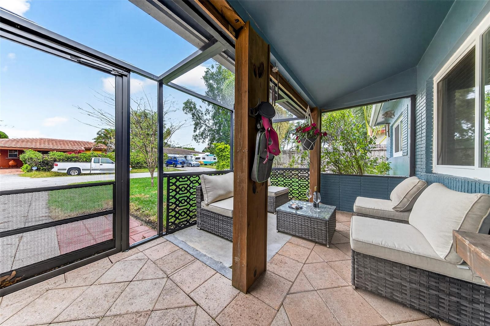 270 NE 42nd Court — photo 3
