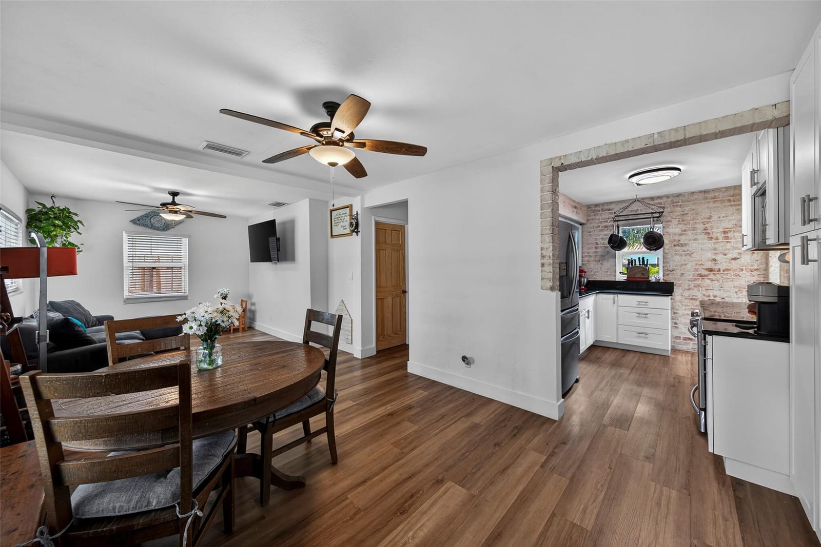 270 NE 42nd Court — photo 4