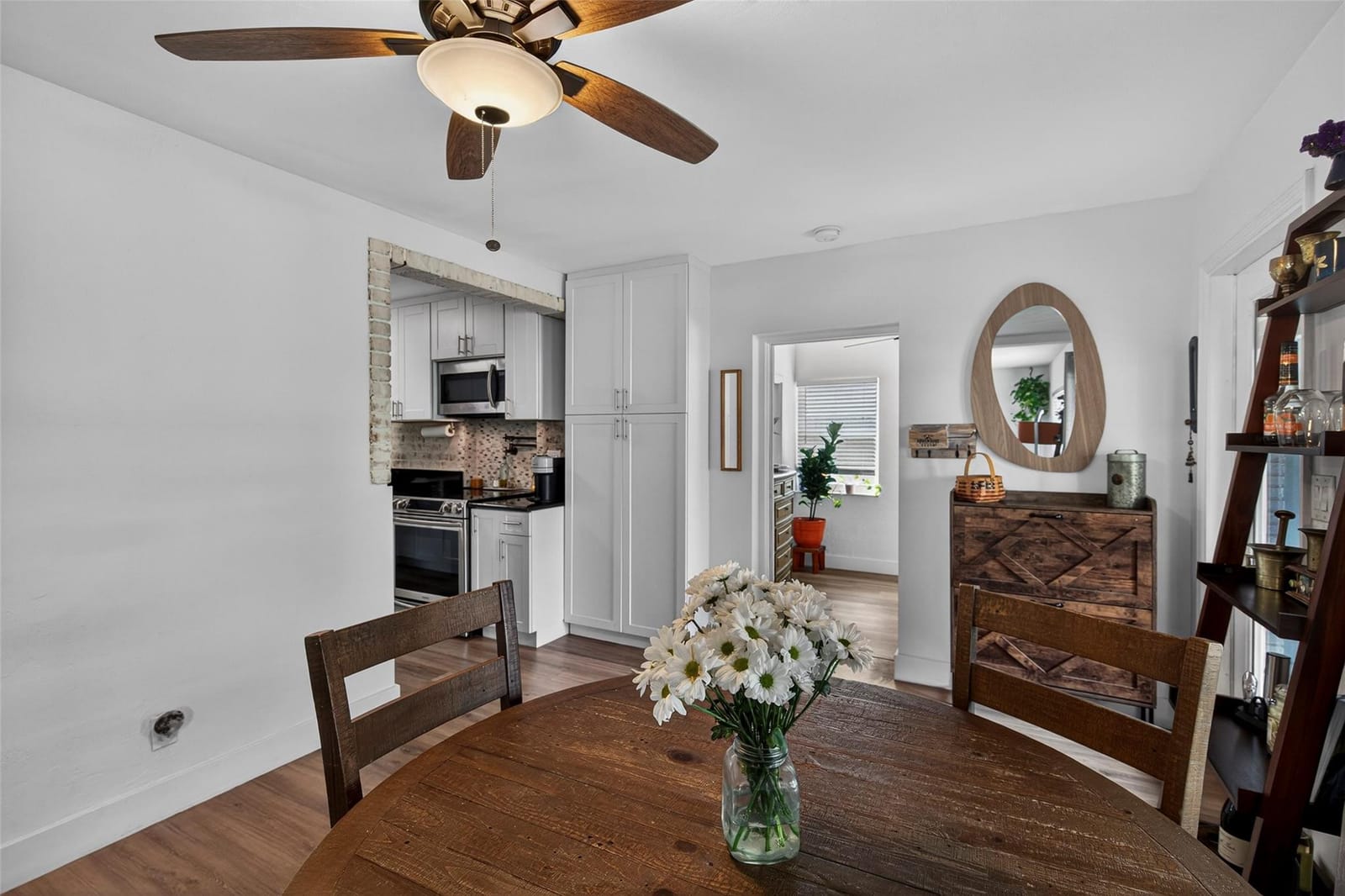 270 NE 42nd Court — photo 6