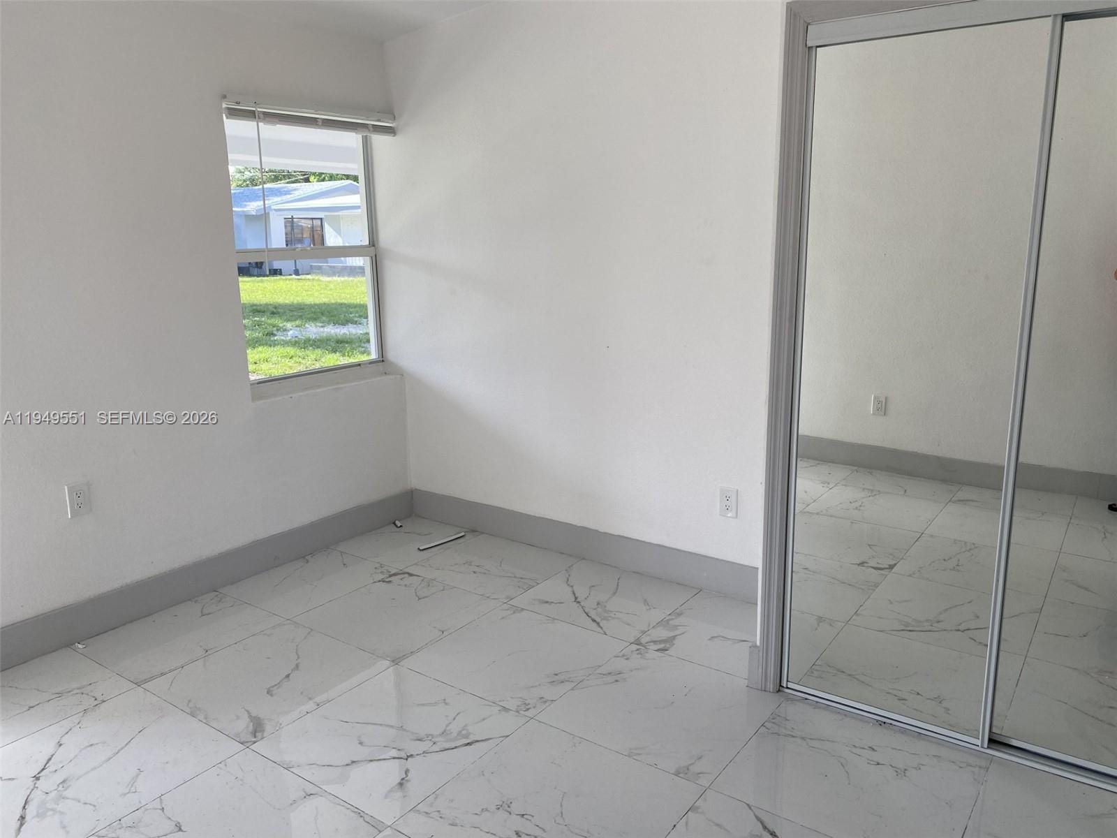 6045 Buchanan Street 1 — photo 10
