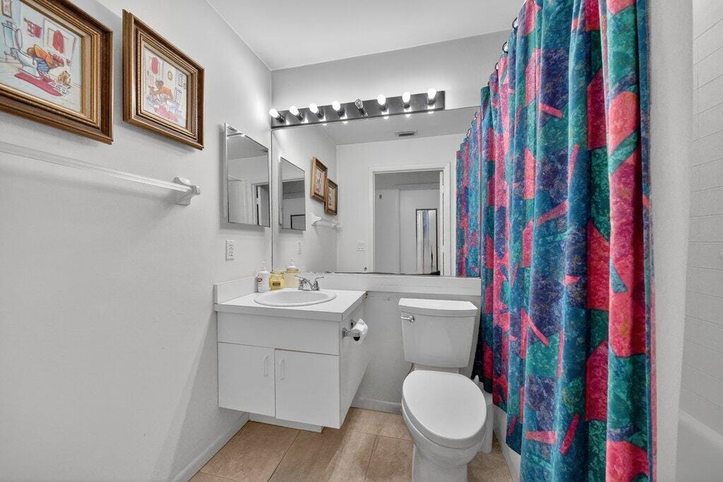 1178 NW Lombardy Drive — photo 9