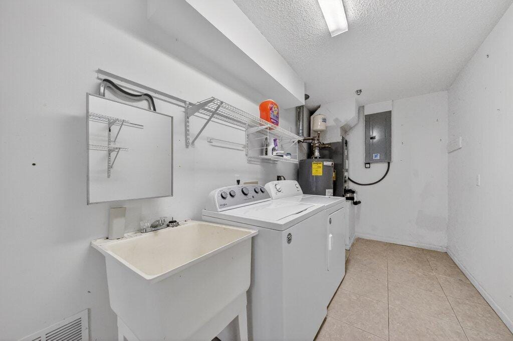 1178 NW Lombardy Drive — photo 10