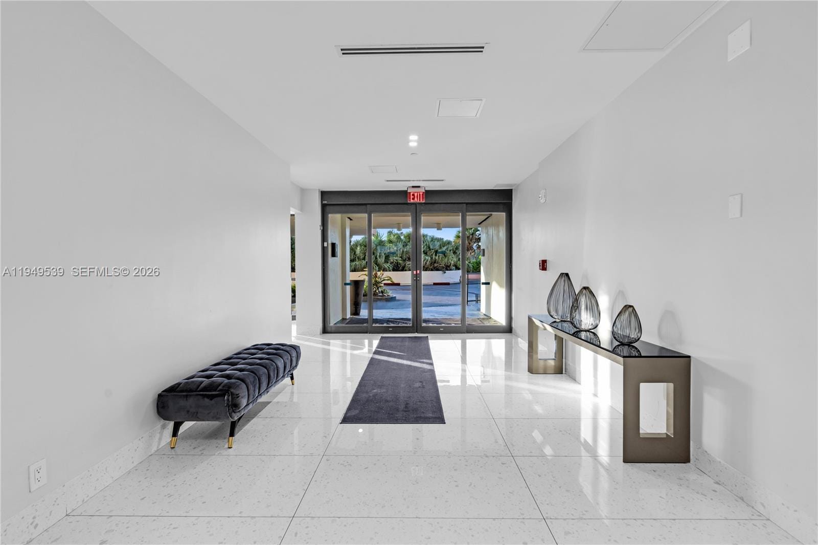 20301 W Country Club Drive 1623, Aventura, FL 33180 photo 13