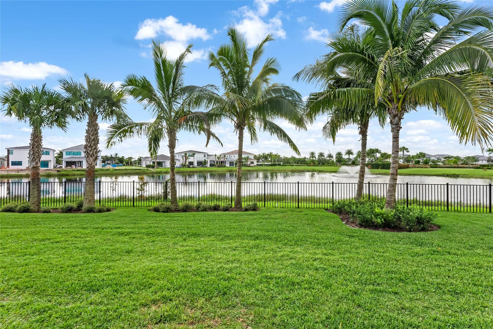 10842 Stellar Circle, Palm Beach Gardens, FL 33412 photo 2