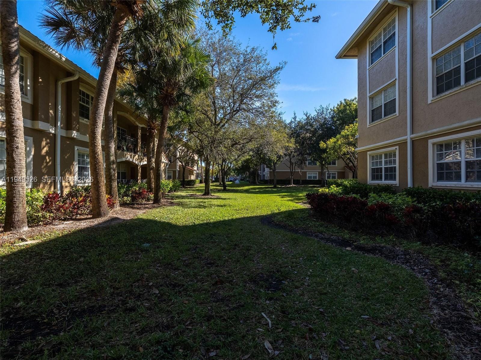 11700 SW 2nd Street 13202, Pembroke Pines, FL 33025 photo 27