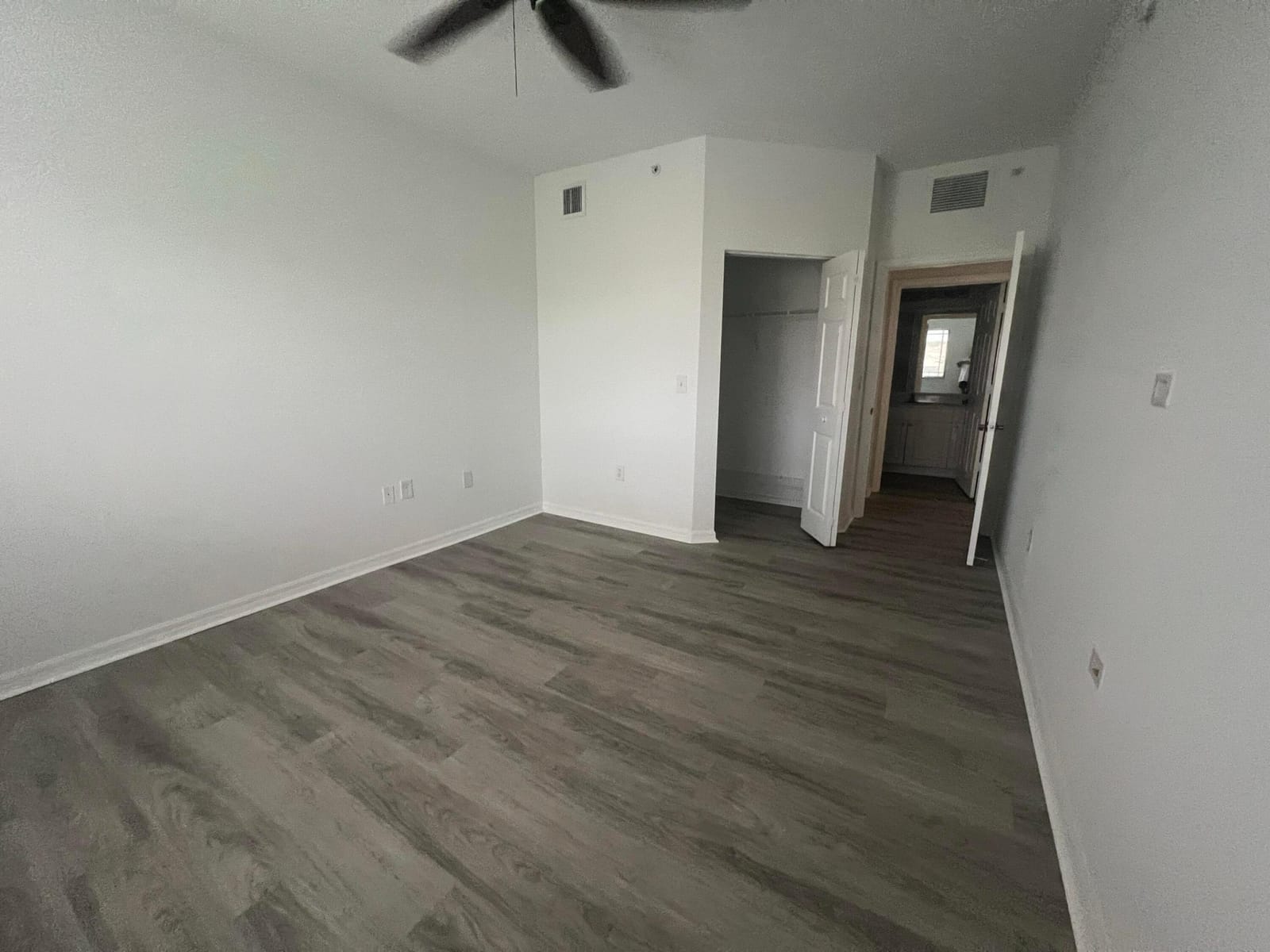2725 Anzio Court 304 — photo 11