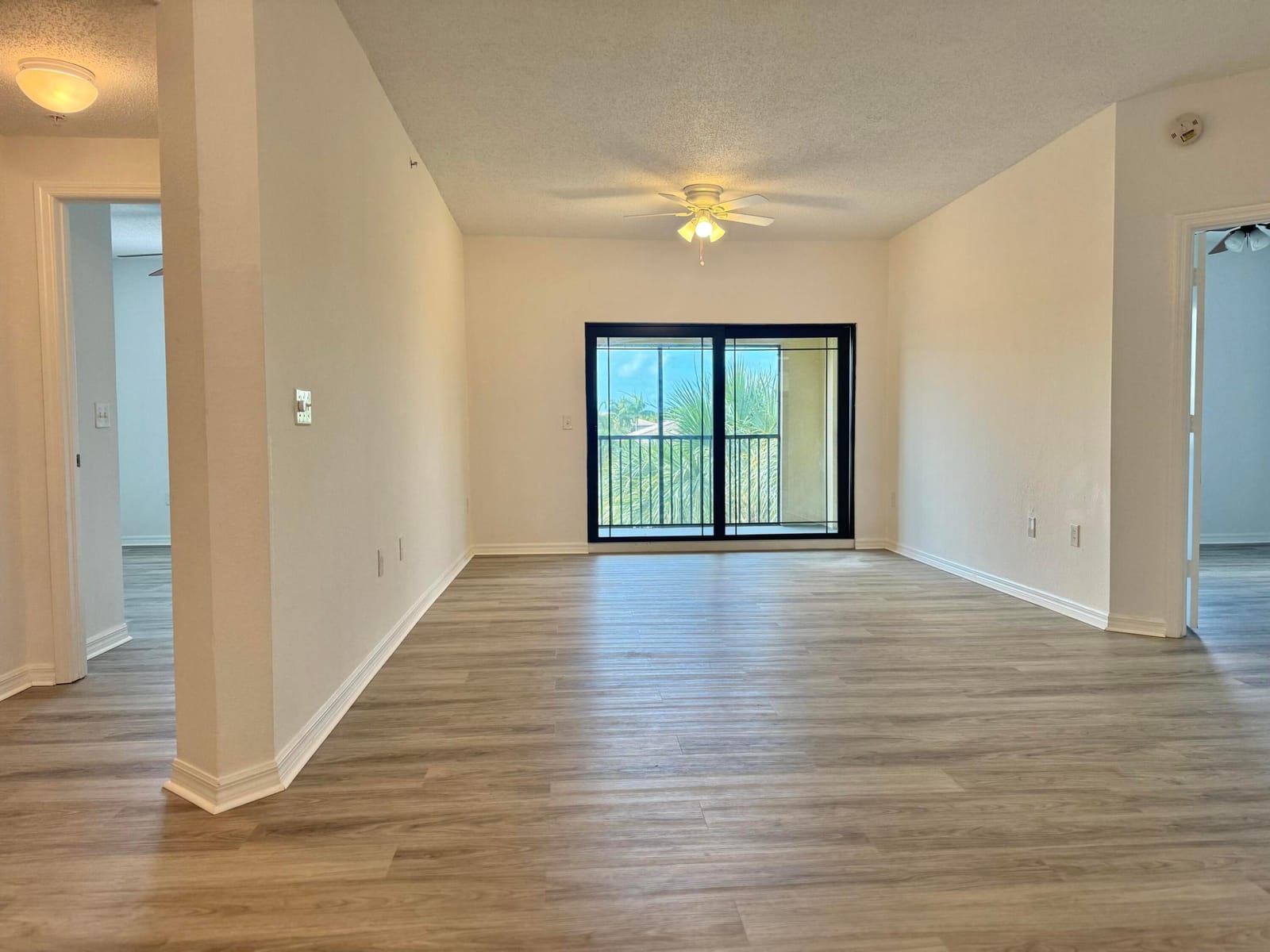 2725 Anzio Court 304 — photo 5