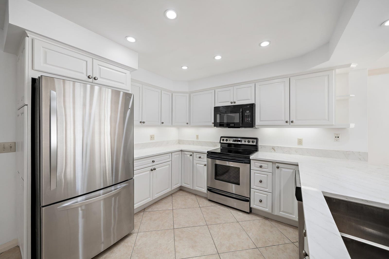 11890 SE Hill Club Terrace 103 — photo 4