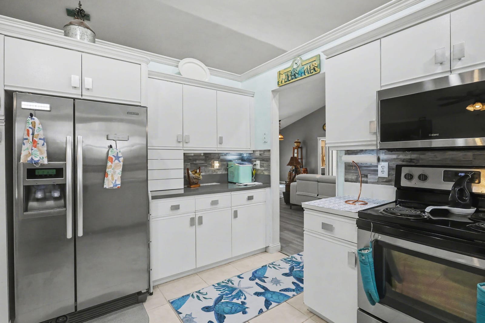 9284 Laurel Green Drive, Boynton Beach, FL 33437 photo 14